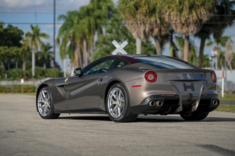  Ferrari F12berlinetta The Grand Tourer (226891) 2017 года  (фото 18 из 31)